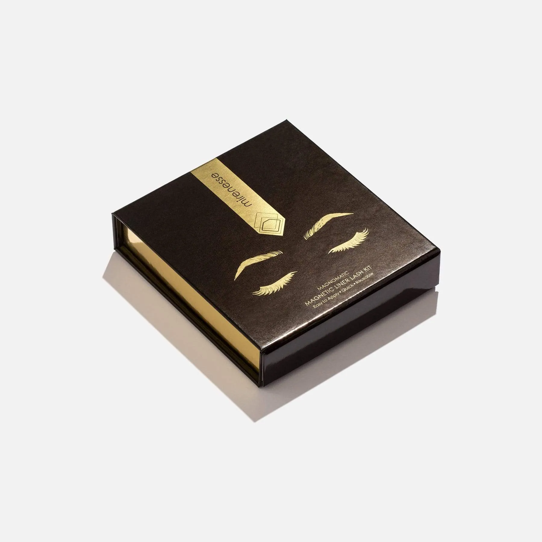 AU Magnomatic Magnetic Eyeliner   Lash kit - Camilla (Bonus Natural Taylor Lashes)