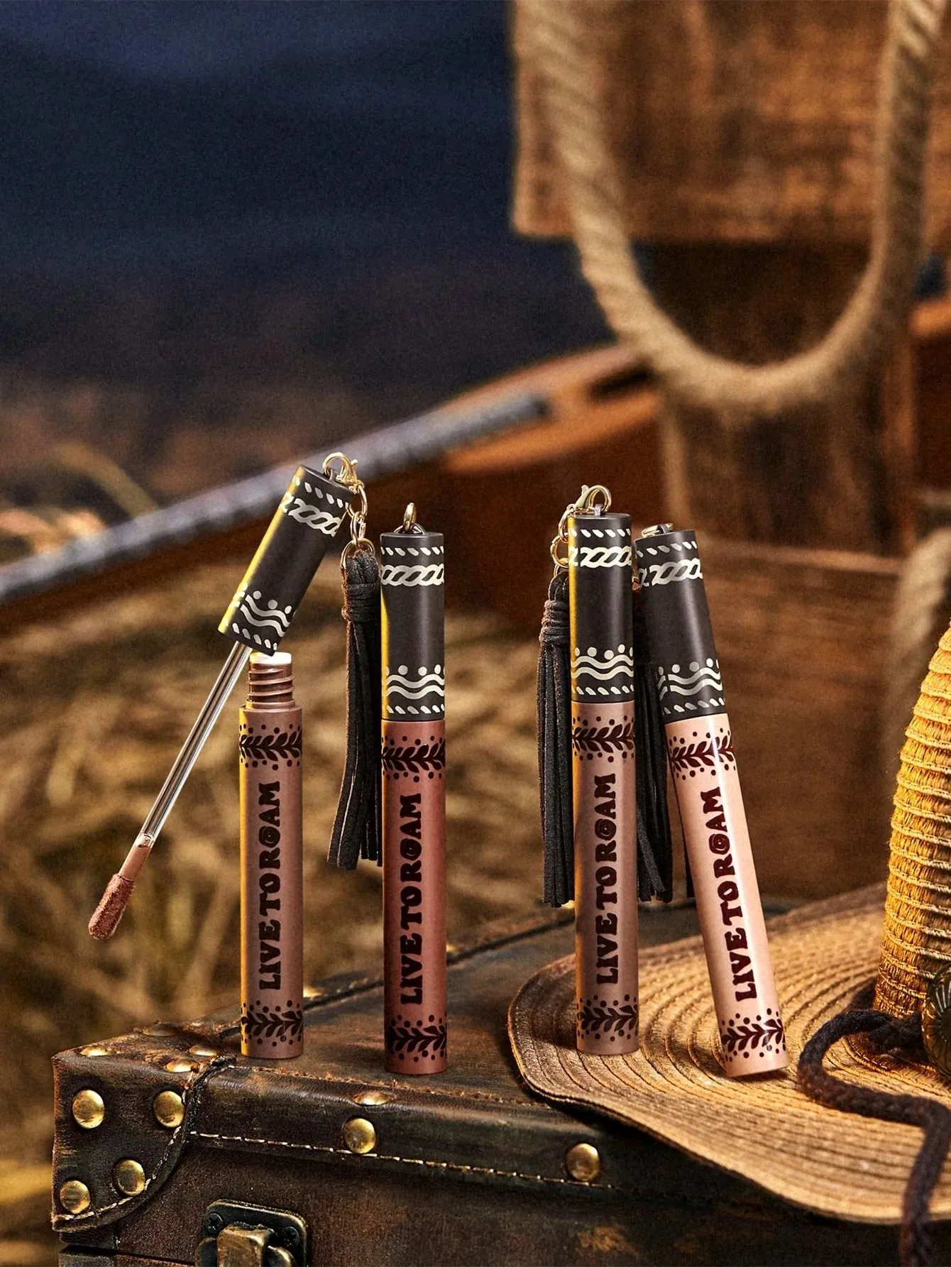 Liquid lipstick Sheglam Live To Roam Epic Adventure - All Aboard, beige