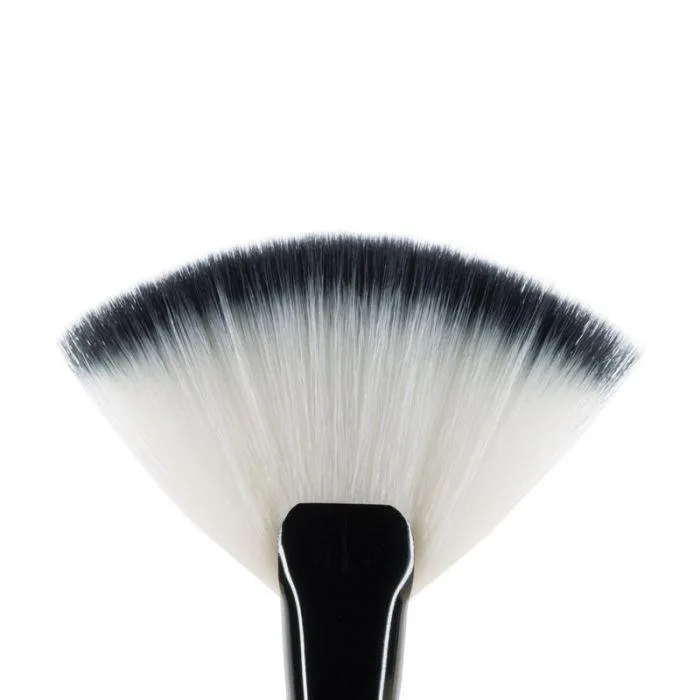 MUA Brush Fan