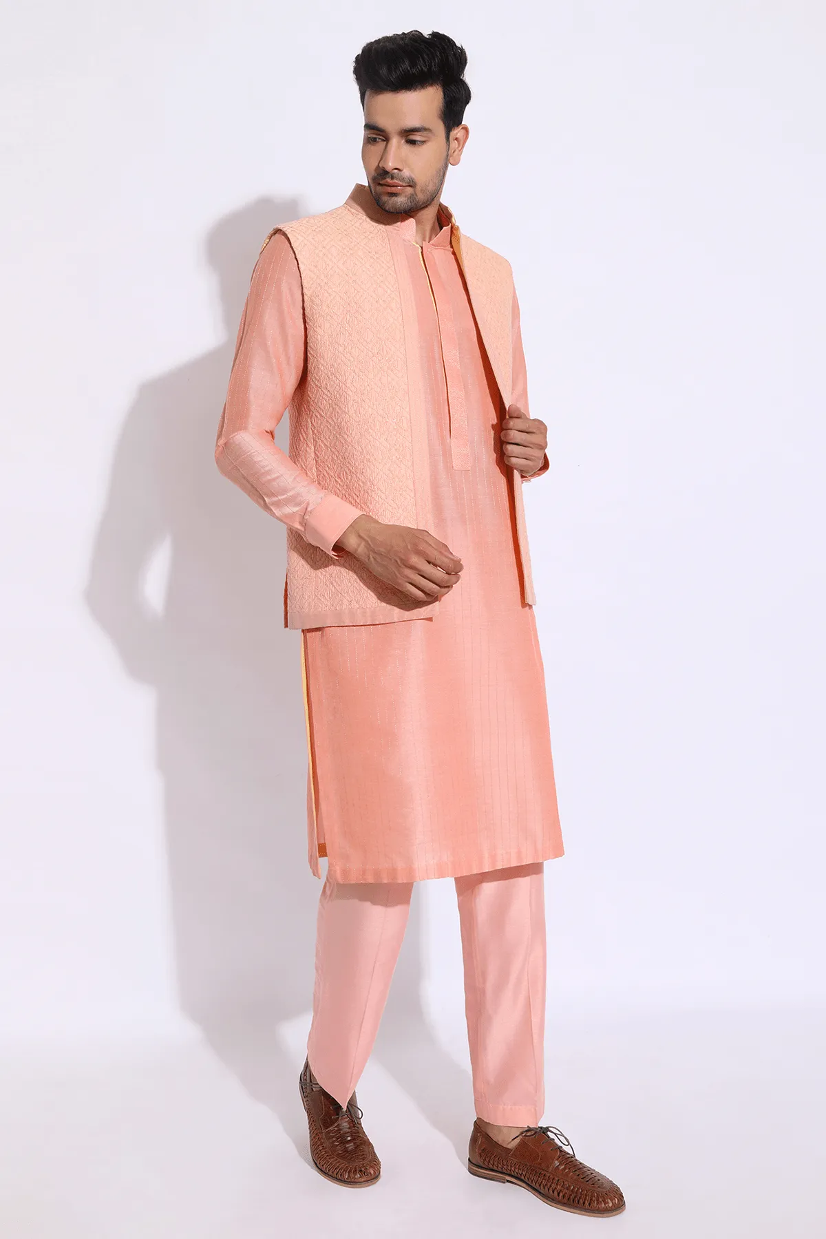 Peach thread embroidered open bandi jacket with peach kurta set